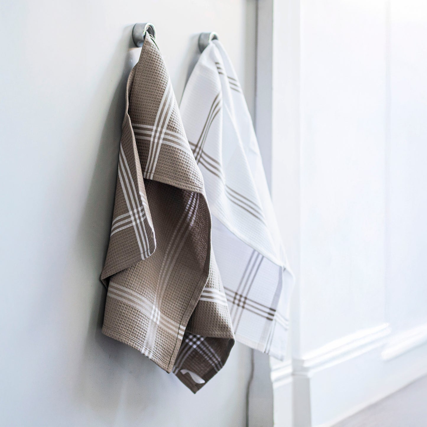 Set of 5 Waffle Cotton Tea Towels in Three Colours